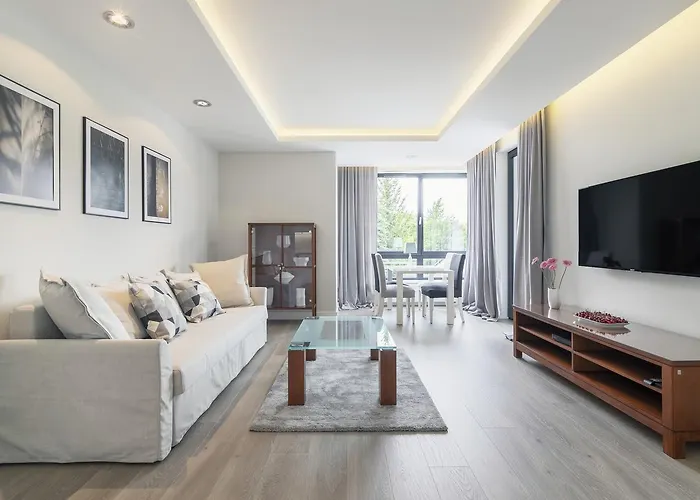 Luxury Apartments - Okrzei Residence By Grand Apartments